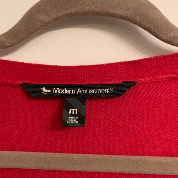 Modern Amusement Red Cardigan Size Medium - Picture 4 of 4